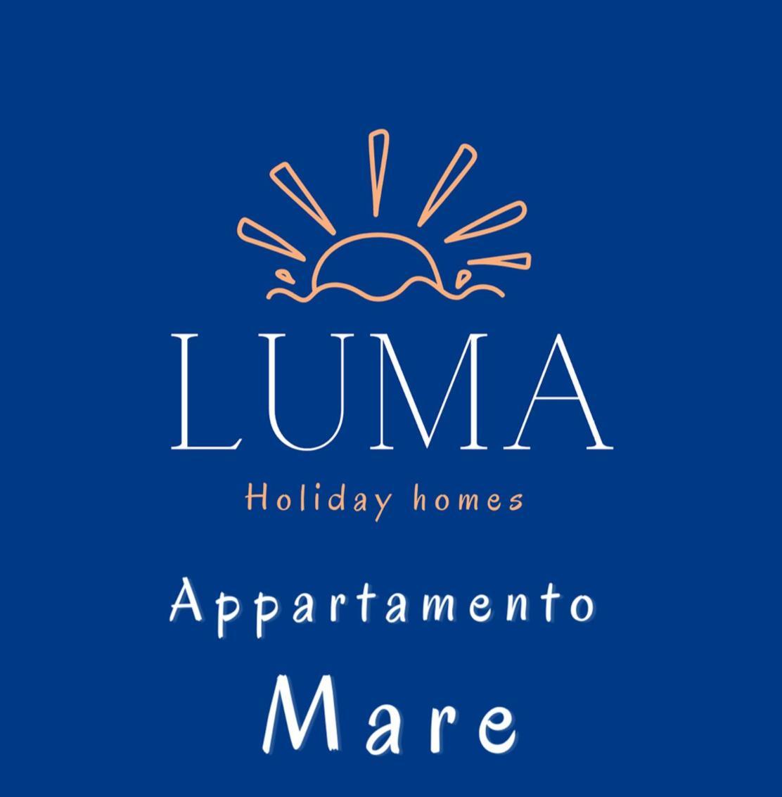 Luma Holiday Homes Mondragone Exteriér fotografie